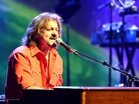 Gregg Rolie