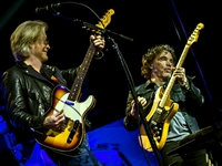 Hall & Oates