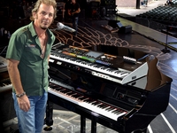 Jonathan Cain
