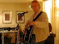 Justin Hayward