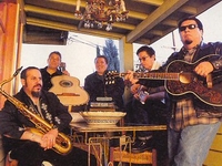 Los Lobos