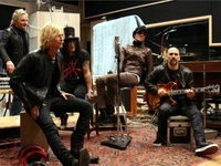 Velvet Revolver